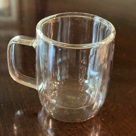 Set of 2 double glass layer espresso cups - Picture 2 of 2